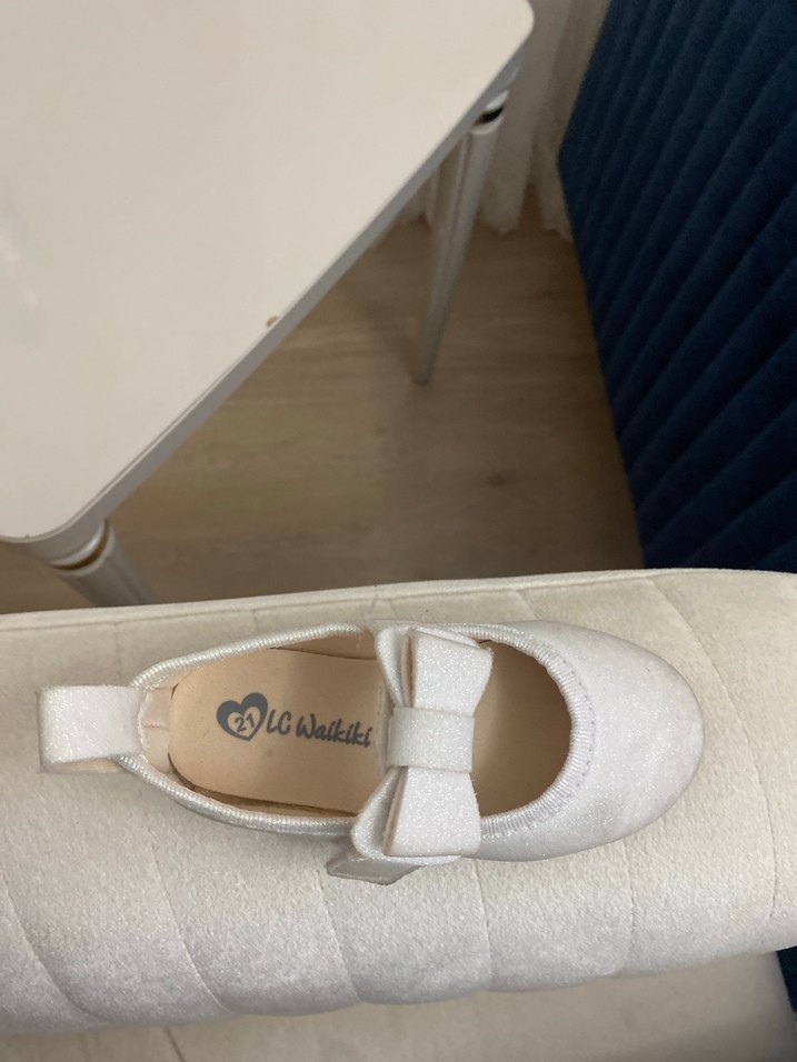 Kız Çocuk Beyaz Fiyonklu Babet - Görsel 4