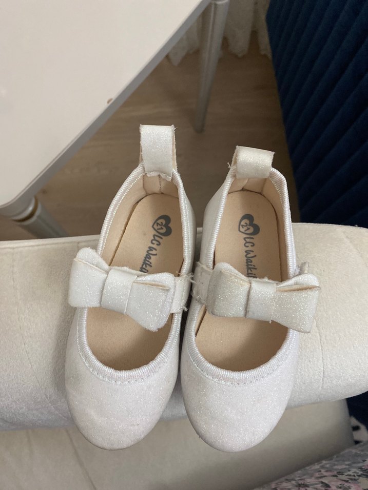 Kız Çocuk Beyaz Fiyonklu Babet - Görsel 2