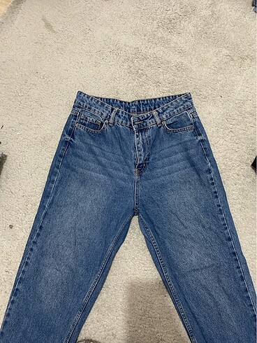 mom jeans
