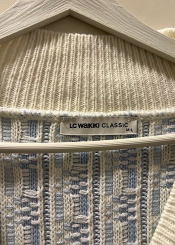 V Yaka Örgü Desenli Kadın Süveter - Görsel 2