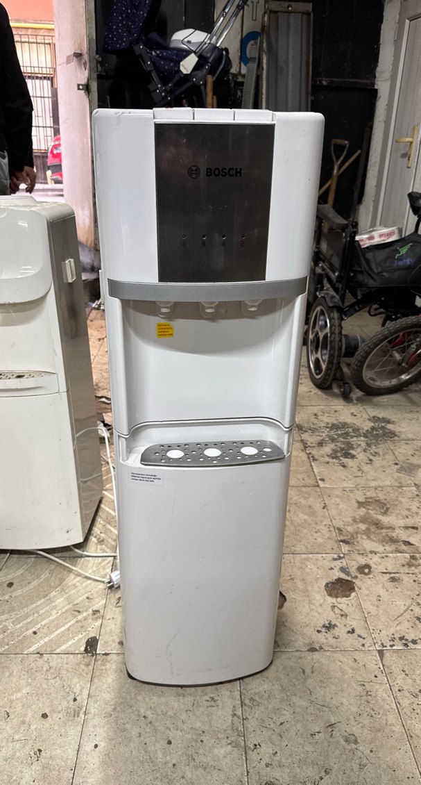 Bosh alttan damacanalı su sebilli - Görsel 3