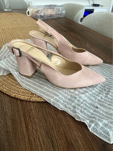 Pembe/pudra rengi stiletto