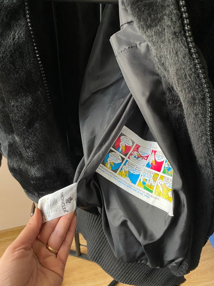 Moncler Siyah Kürklü Kadın Mont - Görsel 3