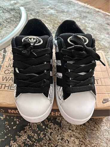 Adidas superstar
