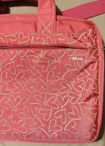 Beden Trust 21163 13.3 Notebook çantası Pembe