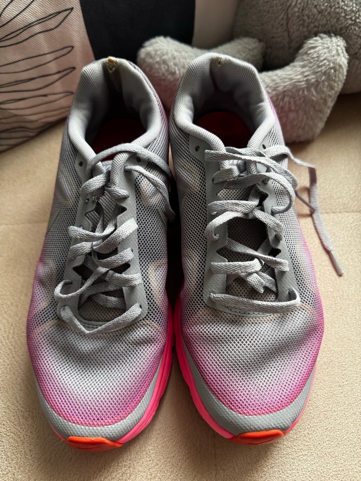 Nike airmaxx Spor Ayakkabı - Görsel 3