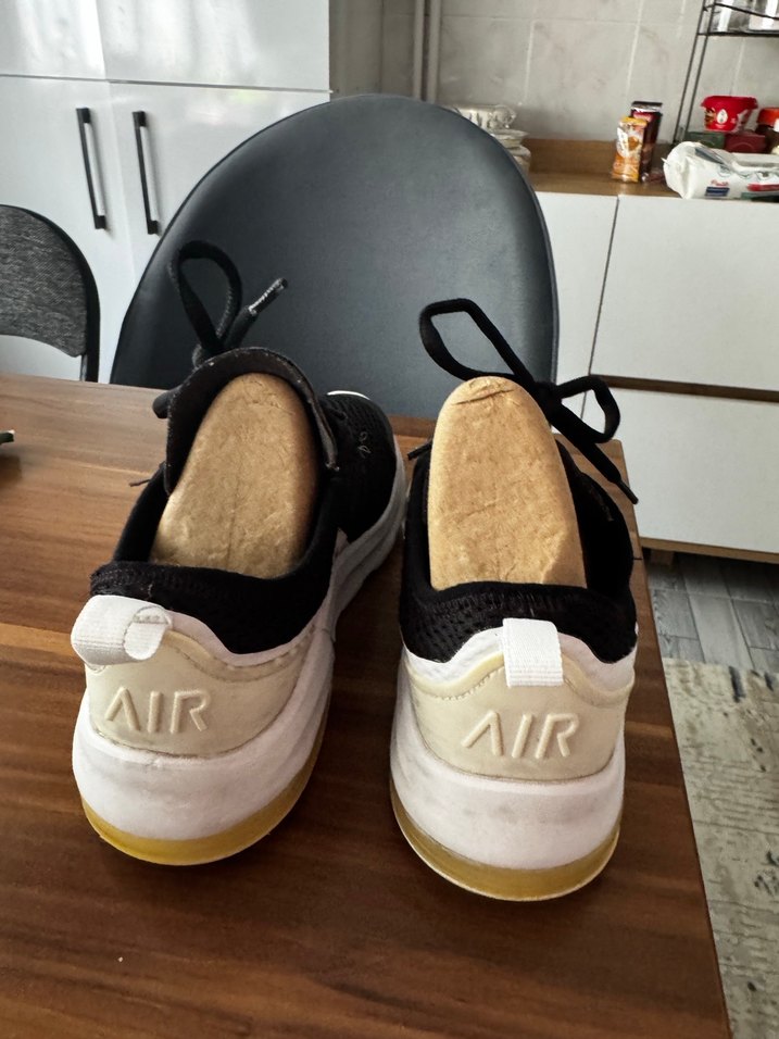 Nike Kadın Spor Ayakkabı - Görsel 4