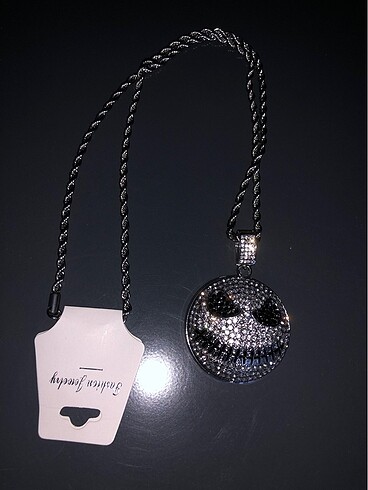  Beden İced out Kuru Kafa chain kolye