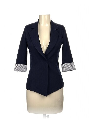 Diğer Blazer %70 İndirimli.