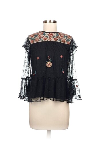Zara Bluz %70 İndirimli.