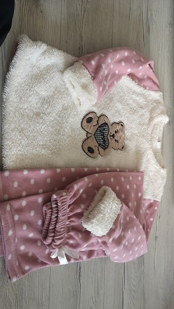 Polar pijama takımı