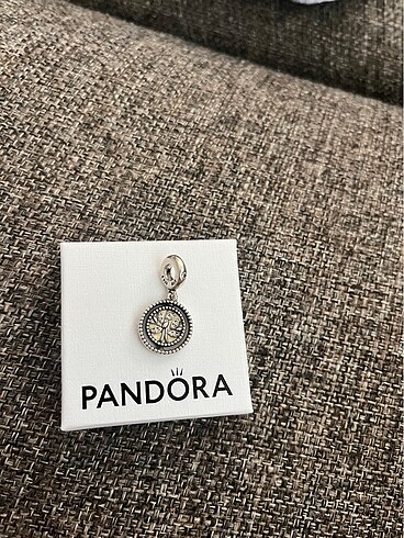 Pandora aile ağacı Charm