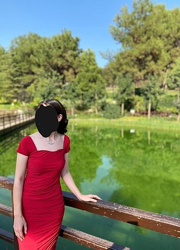 Diğer Kırmızı elbise 
