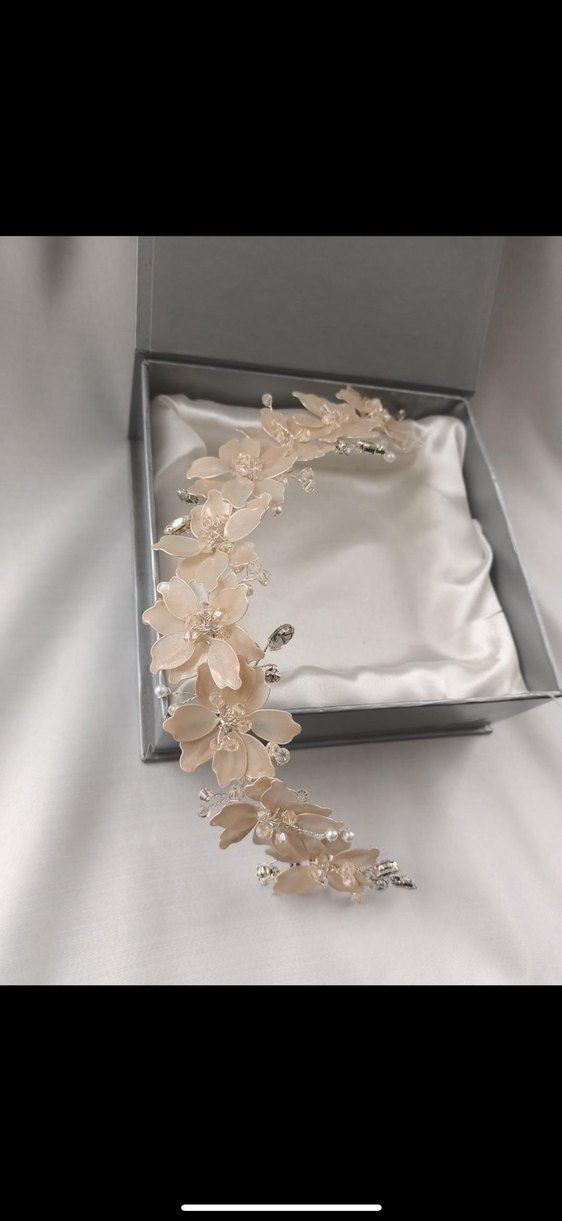 İnci Detaylı Bej Saç Aksesuarı - Görsel 2