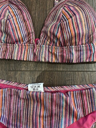 Diğer Missoni desen bikini ????