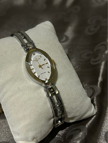 Raymond Weil Raymond Pierre Saat