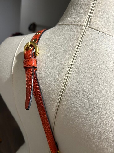  Beden Moschino Canta