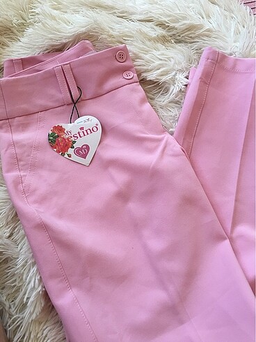pembe kumaş pantolon