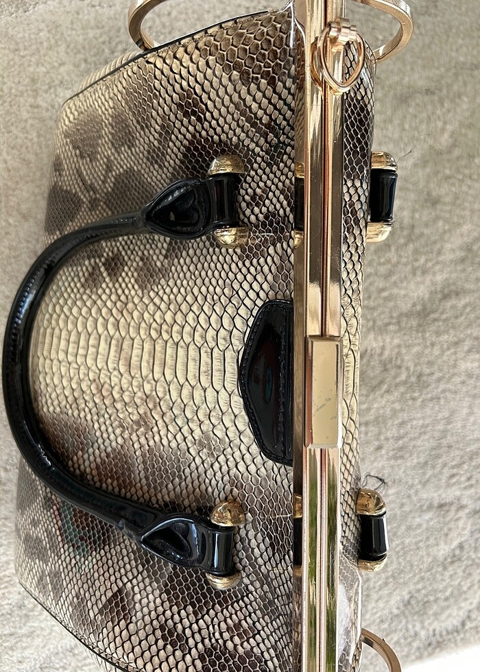 Bayan kol çantası yılan desenli - Görsel 3