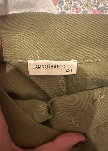 Iamnotbasic kumas pantolon - Görsel 2