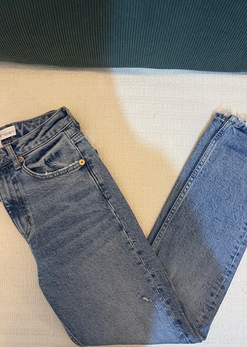 zara 32