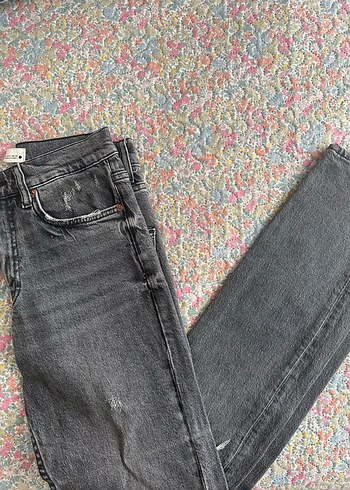 zara 34