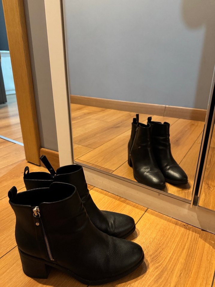 Siyah Deri Topuklu Kadın Bot - Görsel 2