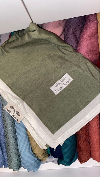  Beden Fresh Scarfs Yeşil Şal
