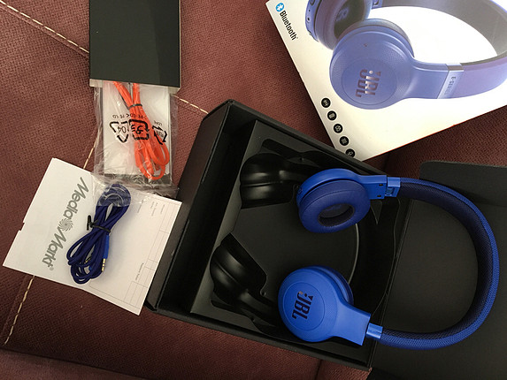 Jbl bluetooth kulaklık