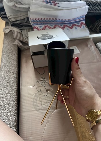 Beden Siyah Mumluk ve Metal Standlı Set