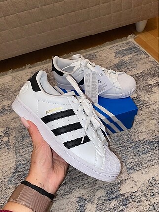 Adidas Superstar