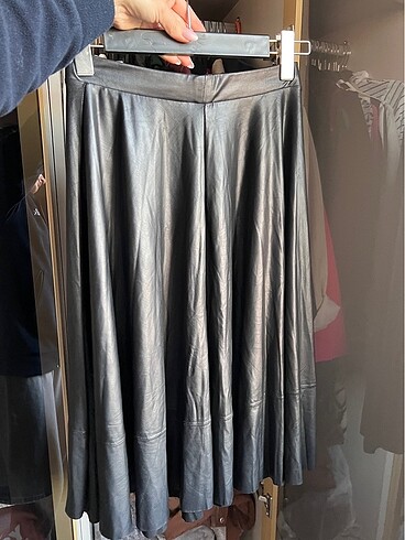 m Beden siyah Renk Deri etek