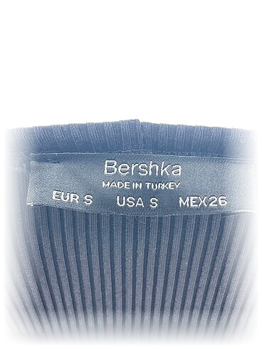 s Beden Bershka Kısa Tulum %70 İndirimli.