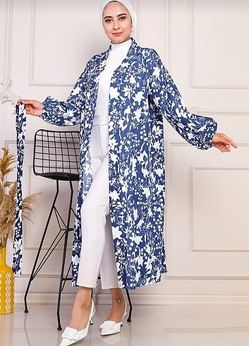Lacivert kuşaklı kimono