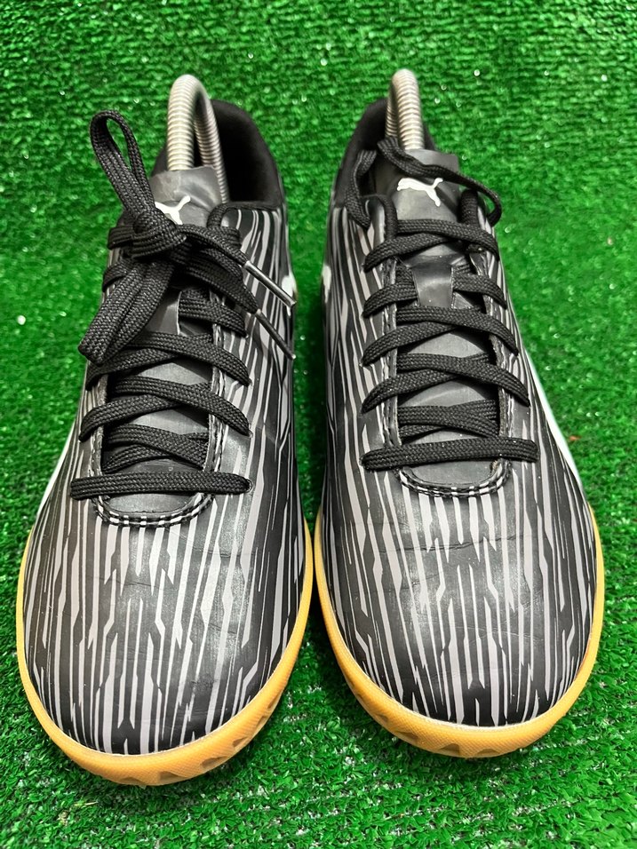 Puma Siyah-Beyaz Dinamik İç Sahalar İçin Spor Ayakkabı — görsel 5/9