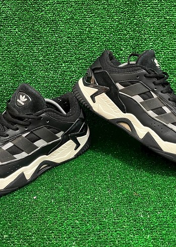 Adidas Siyah Beyaz Retro Sneaker