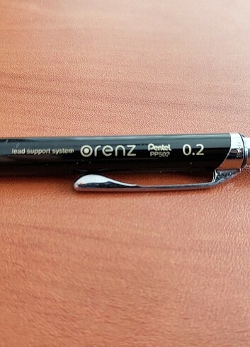 Pentel Orenz 0.2mm Versatil Kalem 
