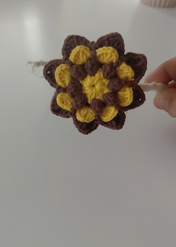 Örgü Çiçek Desenli Bohem Saç Bandı - Görsel 3