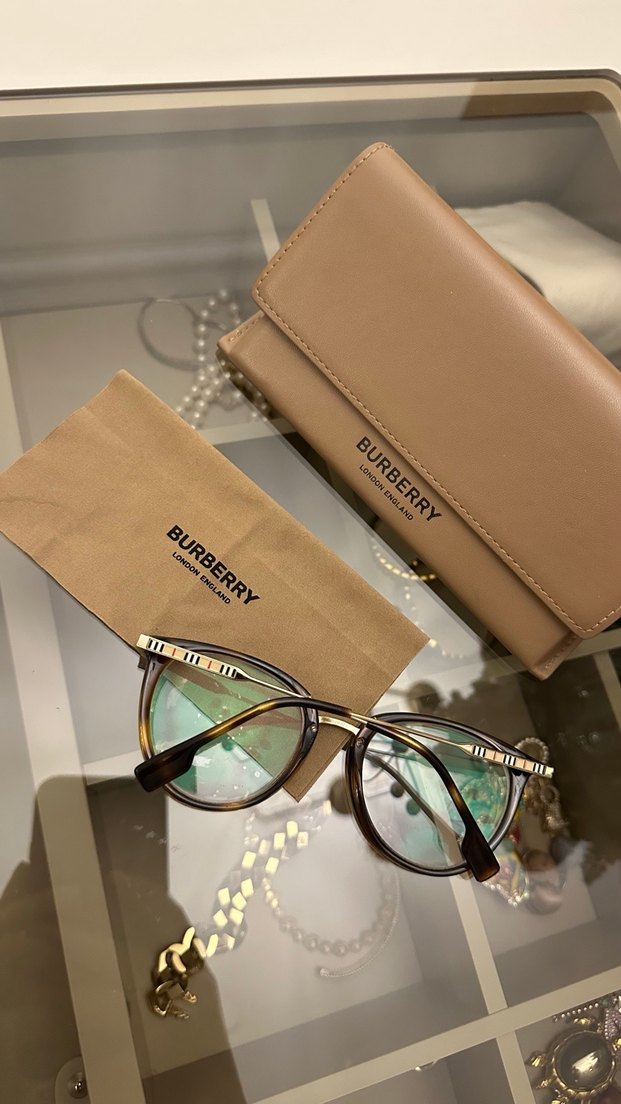 burberry gözlük - Görsel 2