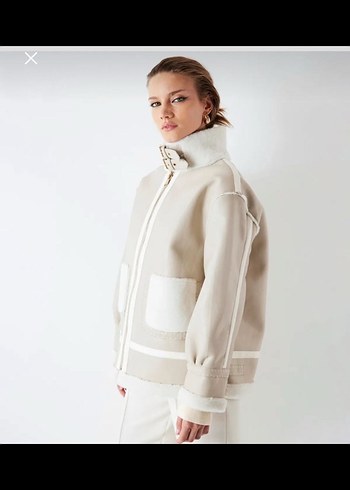 Kürk Detaylı Beyaz Kadın Midi Ceket - Görsel 6