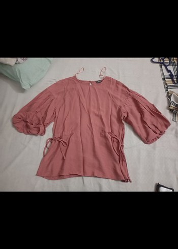 Pembe Belden Bağlamalı Balon Kol Bluz