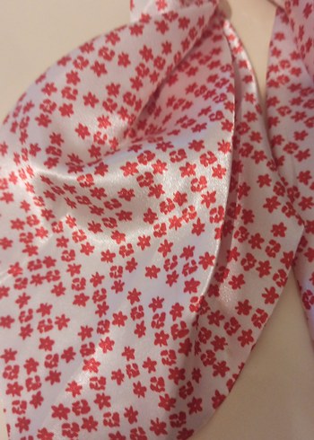 Çiçek Desenli Bohem Saç Fularlı Saten toka - Görsel 3