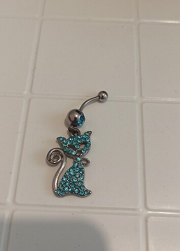 Göbek piercing kedi küpe  - Görsel 3