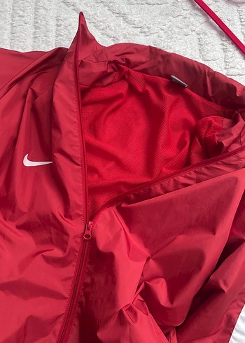 m Beden Kırmızı Fermuarlı Spor Yağmurluk