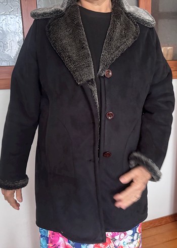 Siyah Süet Kürklü Kaban