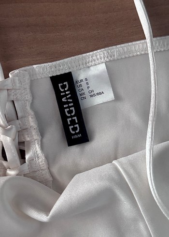 H&M Büstiyer