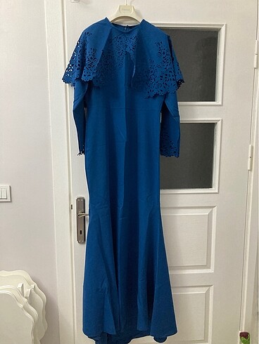 40 Beden mavi Renk İndigo rengi balık model elbise üstündeki parça çıkabiliyor