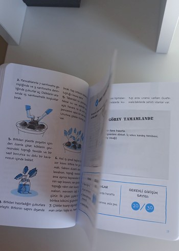 50 Gizli Görev İçin Kılavuz - Komik Kitap - Görsel 2