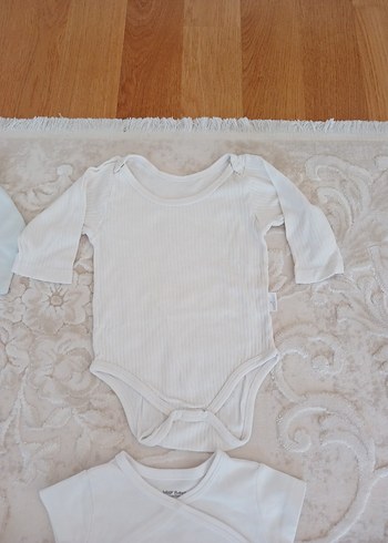 Renkli Baskılı Sarı Bebek Çıtçıtlı Body - Görsel 2