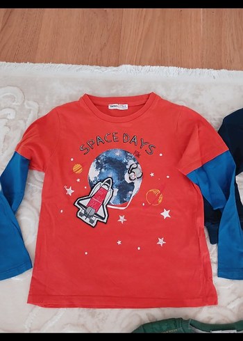 4 Yaş Beden kırmızı Renk Kırmızı Baskılı Erkek Çocuk Tişörtü